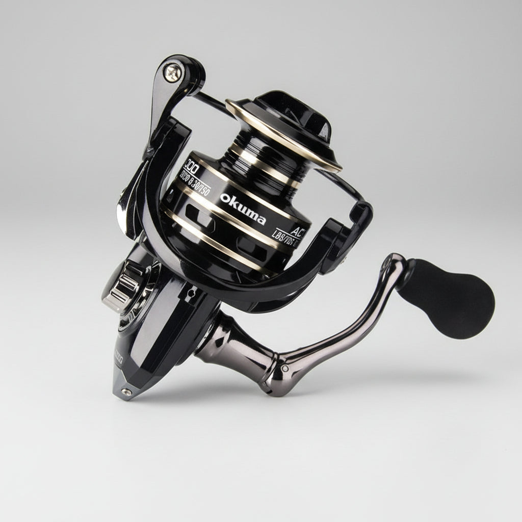 Molinete OKUMA AC2000–7000 – Força, Suavidade e Confiança com Drag de até 12KG!